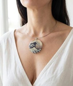 Wave Choker Necklace, Japanese Art Pendant, Hokusai Jewelry