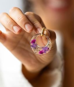 Purple and pink resin wildflower earrings with pressed real flowers, dried flower epoxy resin earrings, wedding earrings, hoop earrings